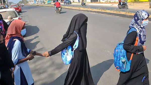 8.69 லட்சம் விண்ணப்பம் 8.69 லட்சம் விண்ணப்பம்