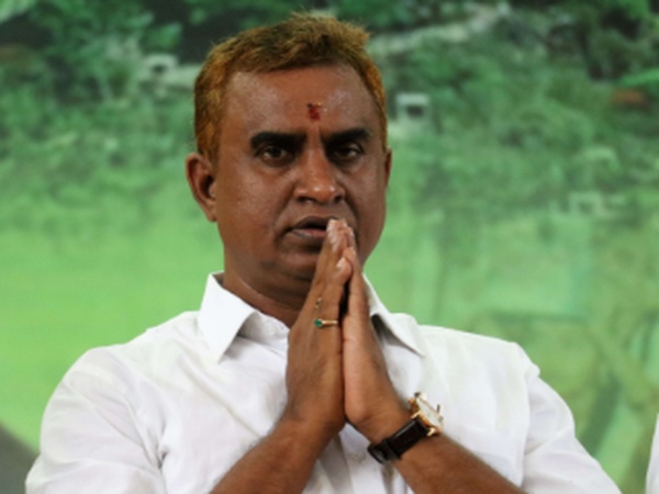 வேலுமணி வேலுமணி