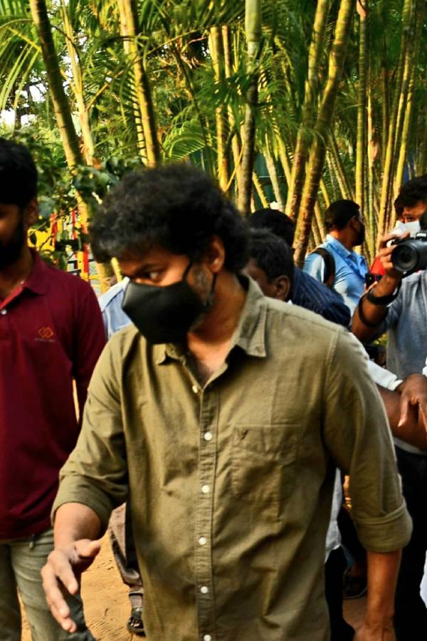 நீலாங்கரை வாக்குச் சாவடி 