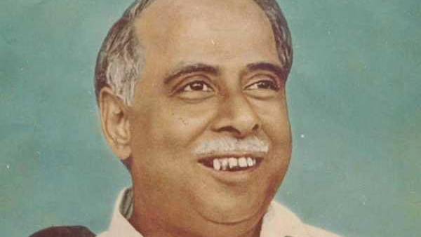 முன்னாள் முதல்வர் அண்ணா 