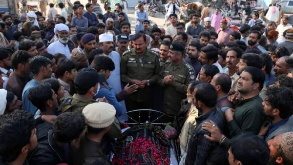  அடித்து கொலை