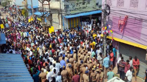 மக்கள் போராட்டம் மக்கள் போராட்டம்