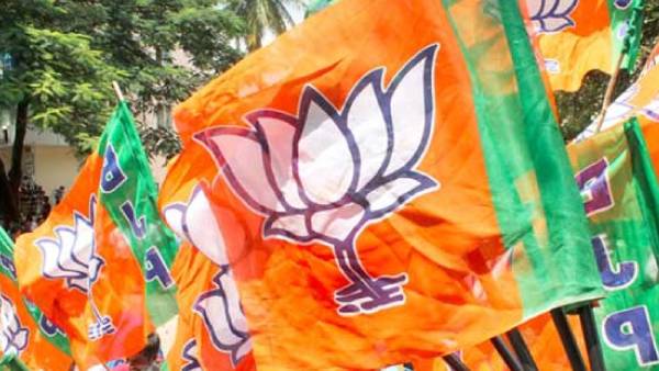  போட்டியின்றி தேர்வு