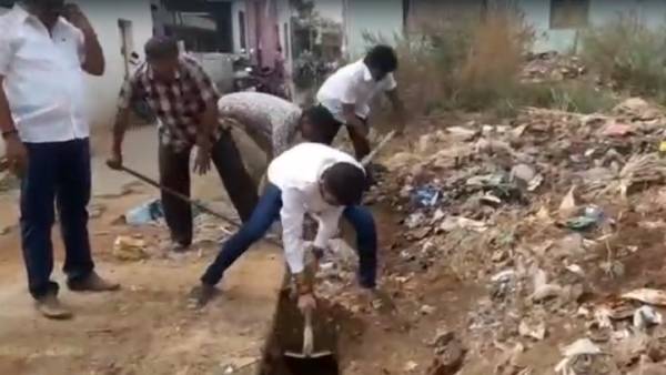 குப்பை அள்ளும் “கோடீஸ்வரர்” 