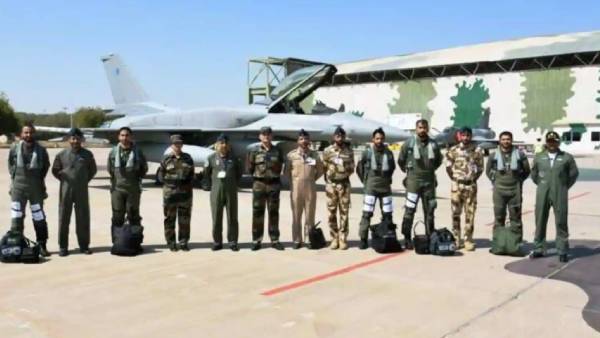 போர் பயிற்சி 