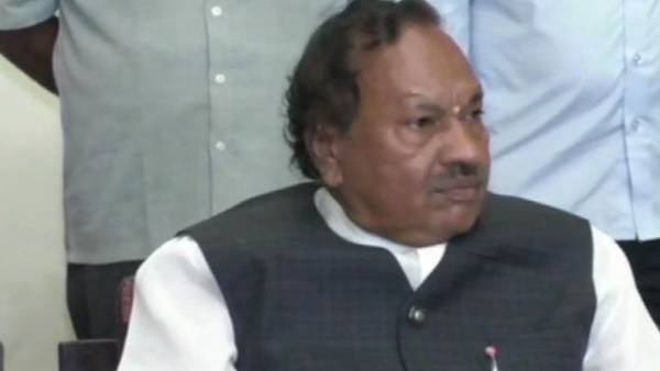 எந்த இடத்திலும் கவிக் கொடி எந்த இடத்திலும் கவிக் கொடி