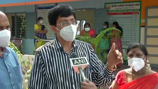  சுகாதாரத்துறை செயலாளர் ராதாகிருஷ்ணன் ஆய்வு 
