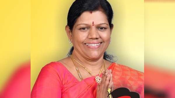 கார்த்திக் மனைவி 