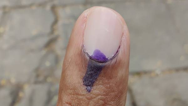 தருமபுரி முதலிடம் தருமபுரி முதலிடம்