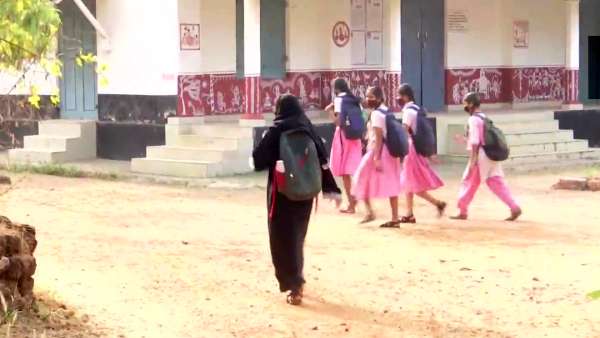 ஹிஜாப் வழக்கு ஹிஜாப் வழக்கு