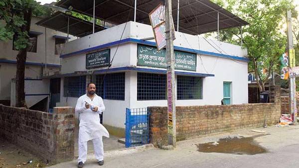 மதத்தால் மோதிக்கொள்ளும் ஒருசில மனிதர்களுக்கு... 