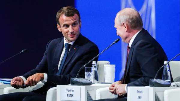 இம்மானுவேல் மேக்ரான் 