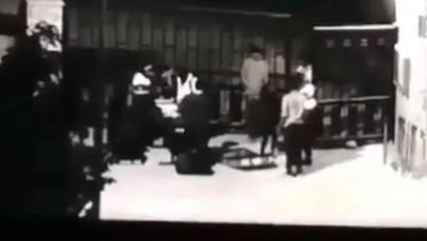  உளறிக் கொட்டிய மாணவர்