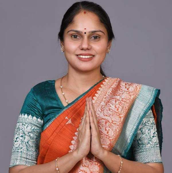 கிருபாலினி கார்த்திகேயன் 