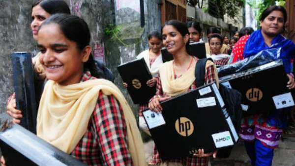 விரைவில் இலவச லேப் டாப் 