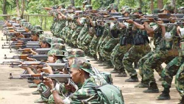 ஆயுத படை சட்டத்துக்கு எதிர்ப்பு 