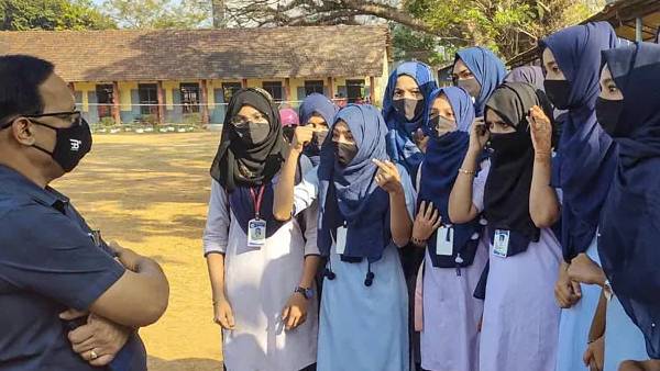 ஹிஜாப் விவகாரம் 