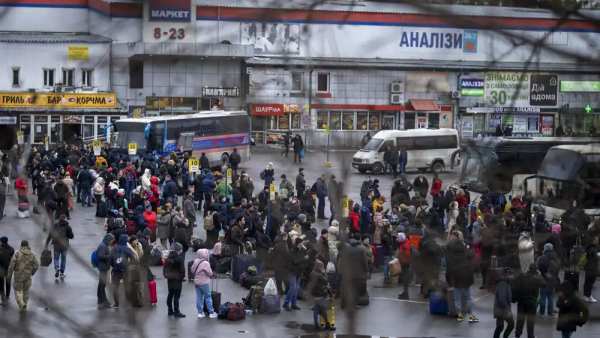 வெளியேற்றம் 