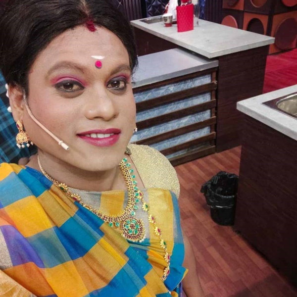 பலதரப்பட்ட ரசிகர்கள் பலதரப்பட்ட ரசிகர்கள்