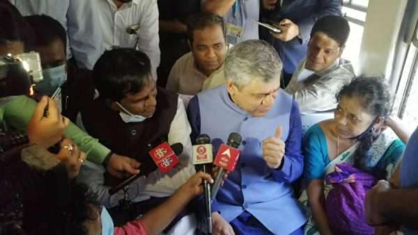  பயணிகள்