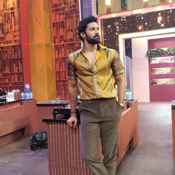 குக்கான சந்தோஷ் பிரதாப்