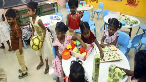 எல்.கே.ஜி குழந்தைகளுக்கு முக கவசம் 
