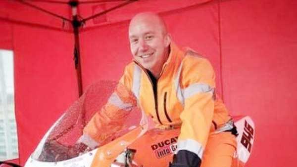 அதிர்ச்சியான கெரேத் அதிர்ச்சியான கெரேத்