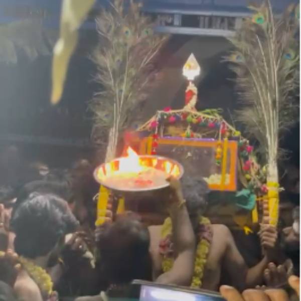 Sankaralingapuram devotees take Sarpa kavadi for Tiruchendur Subramaniaswamy temple Sankaralingapuram devotees take Sarpa kavadi for Tiruchendur Subramaniaswamy temple