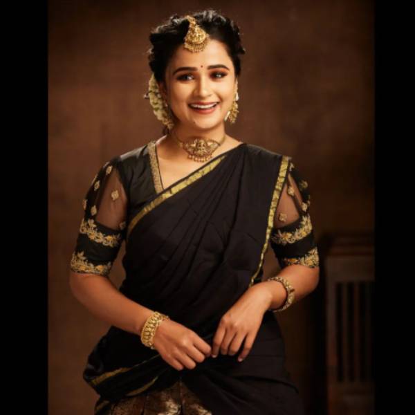 ஏன் இந்த கேப்ஷன்