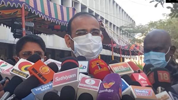 இன்ஜினியர்கள்