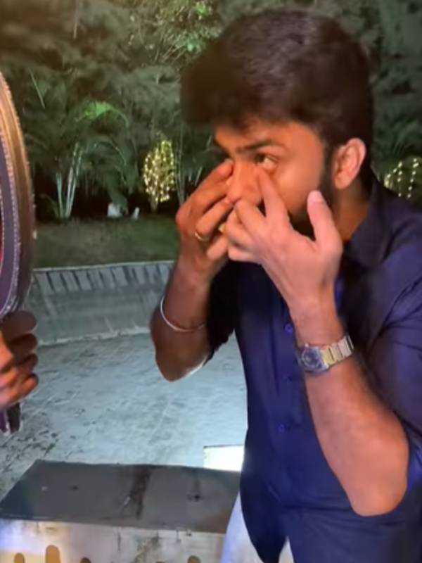 எவ்வளவு வேலை பண்ண வேண்டியது இருக்கு