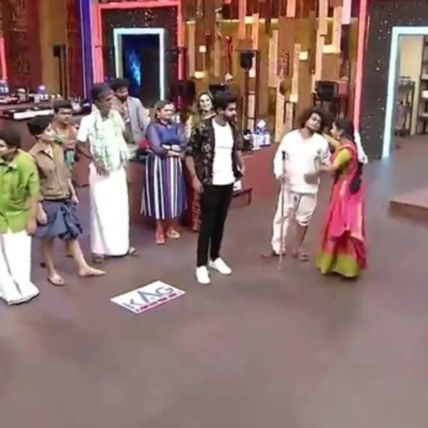 அண்ணன் தங்கை சென்டிமென்ட்