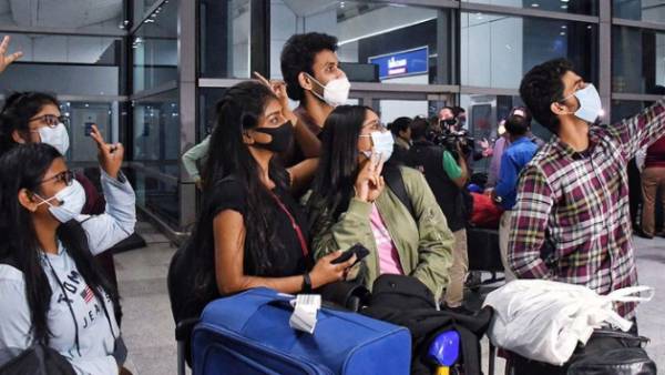 இந்திய குடும்பம் 