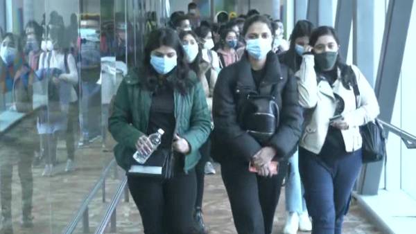 போர்ப் பகுதிகளில் இந்திய மாணவர்கள் போர்ப் பகுதிகளில் இந்திய மாணவர்கள்