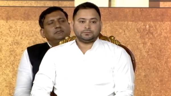 தேஜஸ்வி யாதவ் 