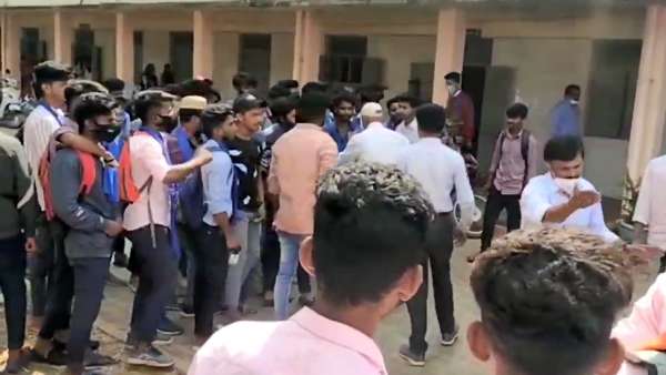 கல்வி நிறுவனங்கள் கல்வி நிறுவனங்கள்
