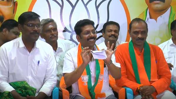 முஸ்லீம் பெண் மேயர் முஸ்லீம் பெண் மேயர்