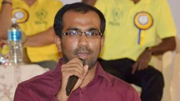 நெற்றியில் விபூதி 