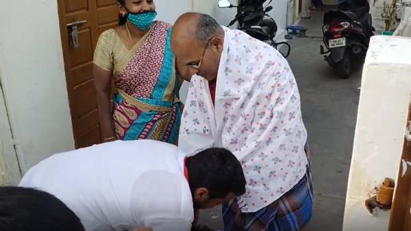 தீவிர வாக்கு சேகரிப்பு 