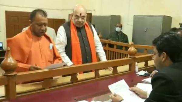 யோகி ஆதித்யநாத்