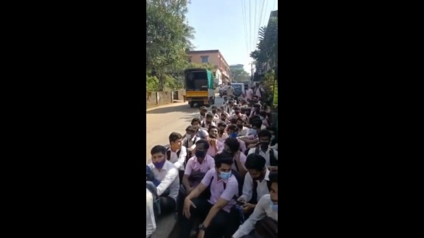 கர்நாடகா ஹிஜாப் 
