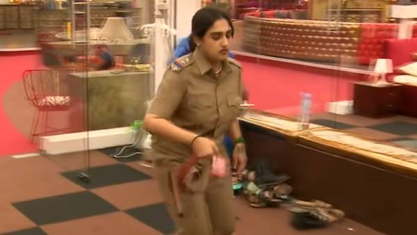 கோபத்தில் வனிதா செய்த செயல் 