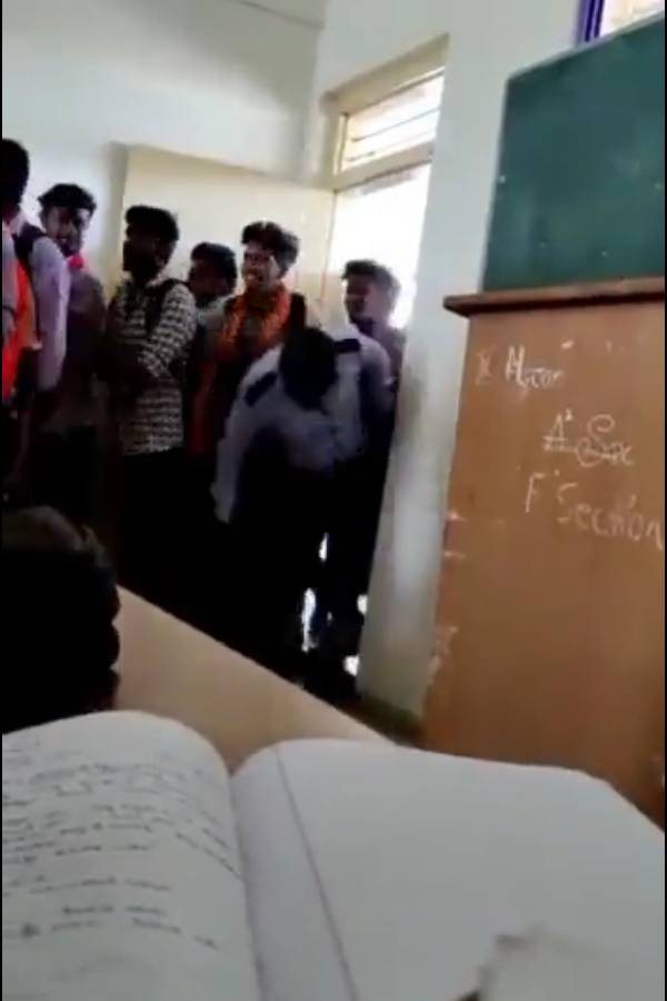 வீடியோ 