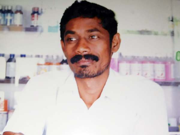 லேப்களில் பெண்கள்