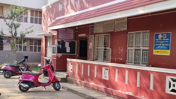 போலீசில் புகார்