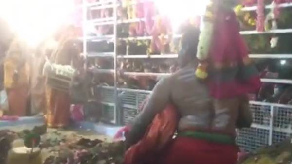 புனித தீர்த்தம் புனித தீர்த்தம்