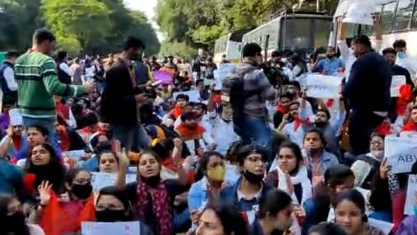 போராட்டம் 