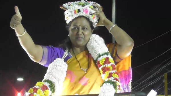 அரை மணி நேரம் பேசிய நிர்வாகி 