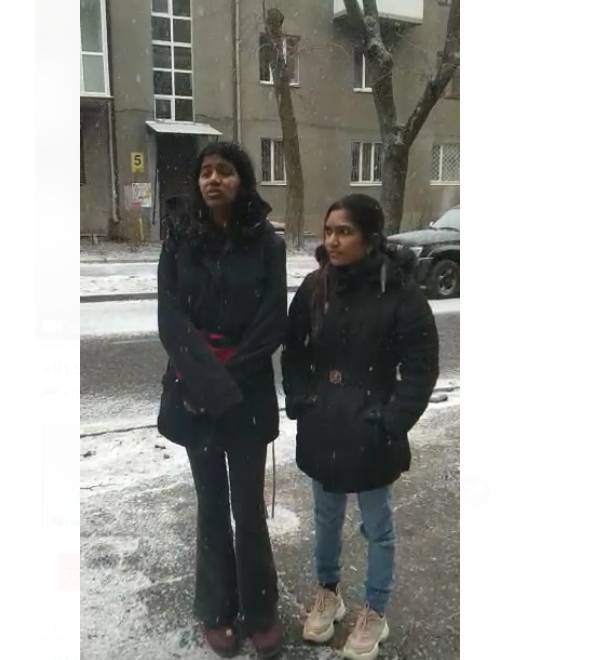 வலுக்கும் கோரிக்கை வலுக்கும் கோரிக்கை