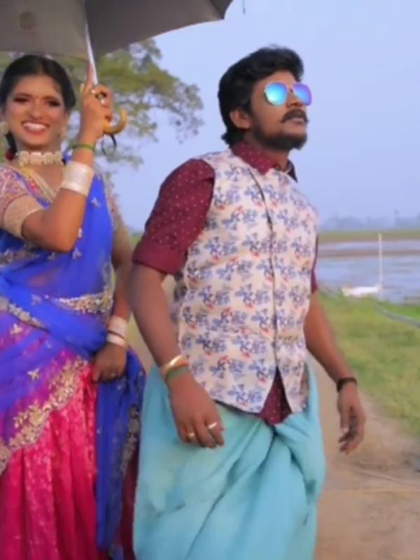 வேற லெவல் கேப்ஷன்